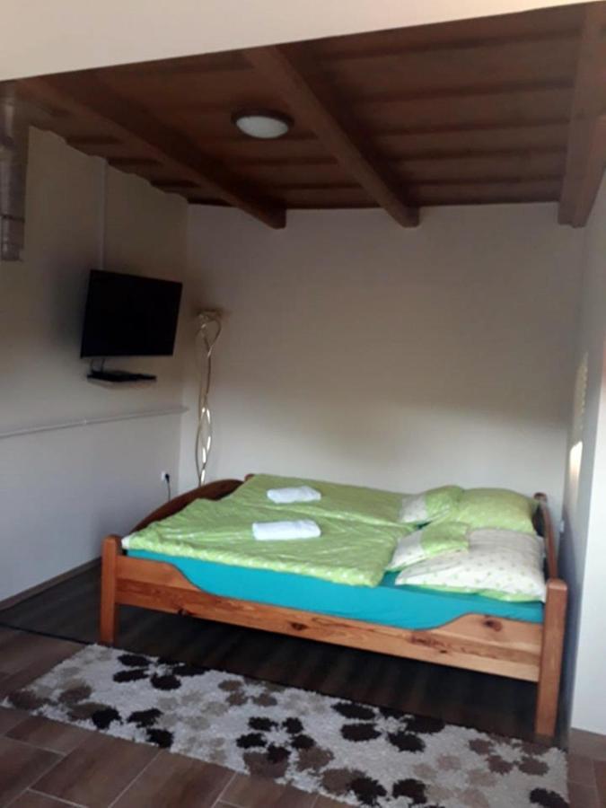 Ferienwohnung Hegyalja Vendeghaz Tolcsva Exterior foto