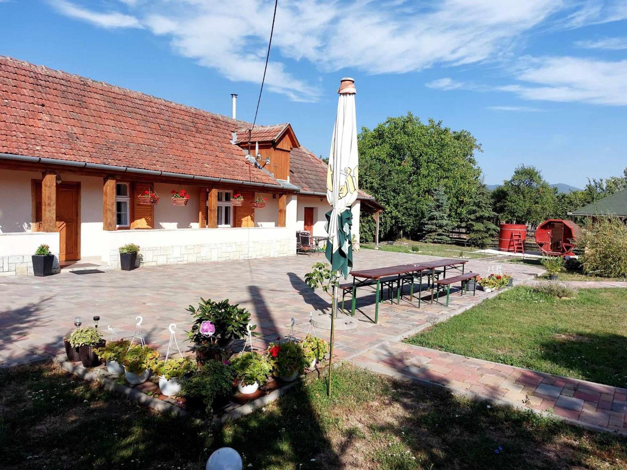 Ferienwohnung Hegyalja Vendeghaz Tolcsva Exterior foto