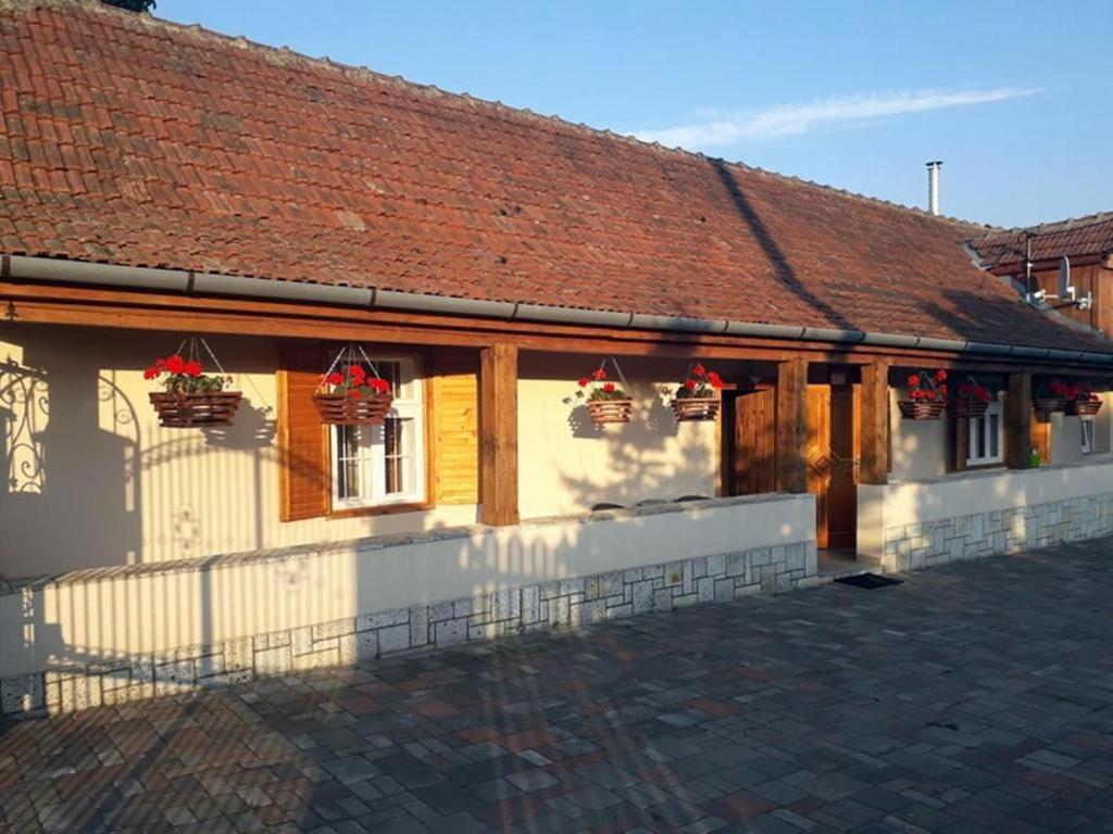 Ferienwohnung Hegyalja Vendeghaz Tolcsva Exterior foto